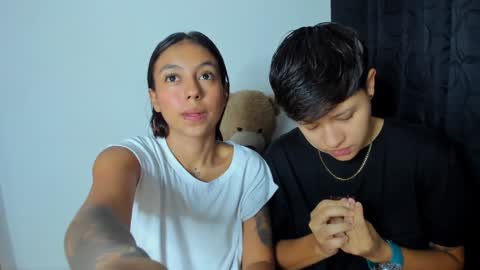 Violet and Casper online show from 01/06/25, 10:02