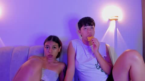 Violet and Casper online show from 11/17/25, 06:41