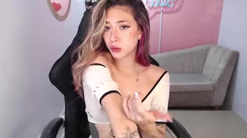violet online show from 12/09/24, 10:41