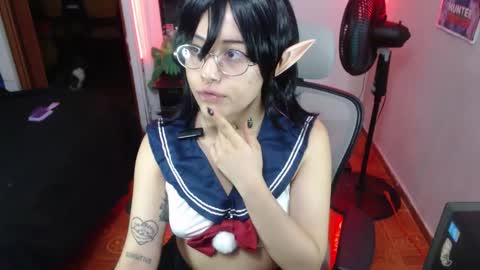 Violete Hentai01 online show from 11/19/25, 12:43
