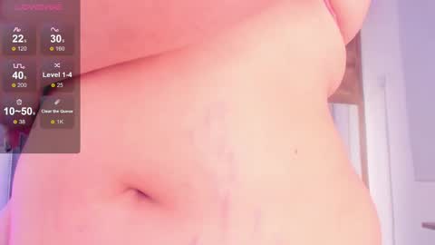 violet_milleer online show from 11/15/25, 07:10