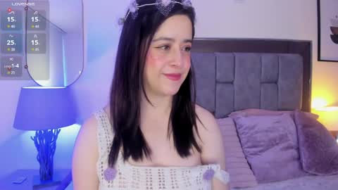 Snapshot of violet_nova1 chatting on 05/07/26, 11:37 Violet Nova online show from 05/07/26, 11:37