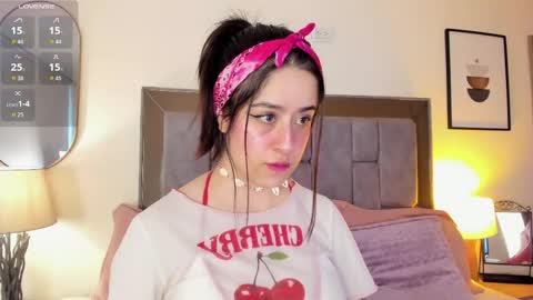 Snapshot of violet_nova1 chatting on 06/02/26, 11:34 Violet Nova online show from 06/02/26, 11:34