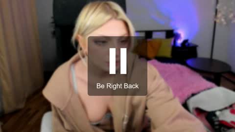 violet_oblivion online show from 01/10/25, 01:42