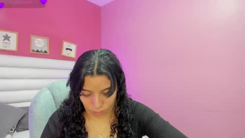 Snapshot of violet_sinclair chatting on 06/03/26, 11:35 violet_sinclair online show from 06/03/26, 11:35