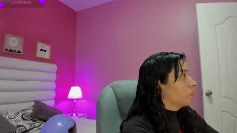 violet_sinclair online show from 06/21/26, 11:02