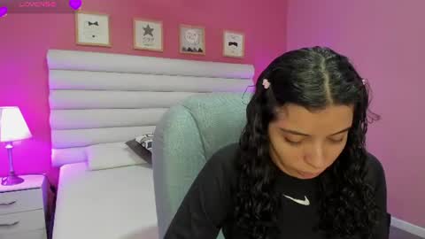 violet_sinclair online show from 06/22/26, 11:40