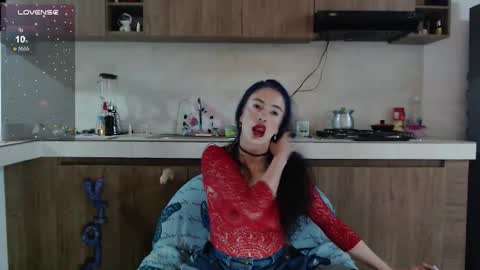 violet-sweet-23 online show from 10/22/25, 03:40