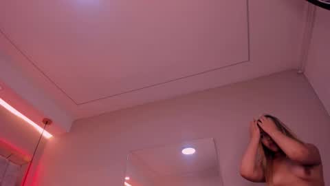 Violeta  online show from 09/14/25, 11:09