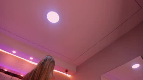 Violeta  online show from 09/25/25, 10:52