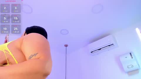 Snapshot of violeta_candyy chatting on 04/22/26, 03:31 Violeta Candy online show from 04/22/26, 03:31