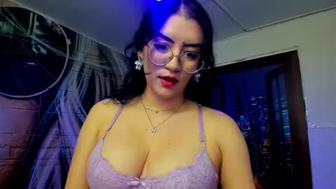     online show from 02/16/25, 12:30