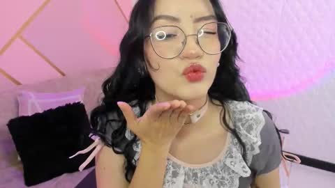     online show from 10/28/25, 10:01