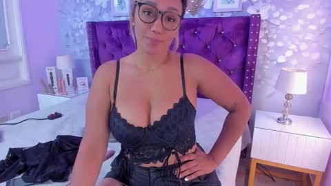 violeta_medina online show from 09/26/25, 10:19