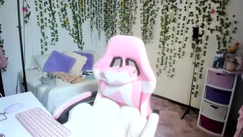 Snapshot of violeta_miler_ chatting on 03/06/26, 05:53 Violeta online show from 03/06/26, 05:53