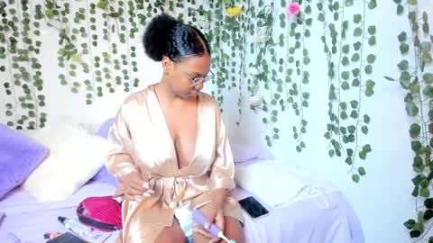 Violeta online show from 02/04/25, 02:21