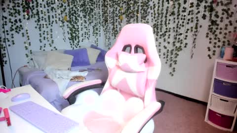 Snapshot of violeta_milleer chatting on 09/20/25, 03:35 Violeta online show from 09/20/25, 03:35