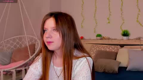 Snapshot of violeta_paul chatting on 06/13/26, 01:14 Violeta online show from 06/13/26, 01:14