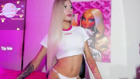 Violeta Princess Please help me with your thumbs up its important   online show from 11/24/25, 08:08