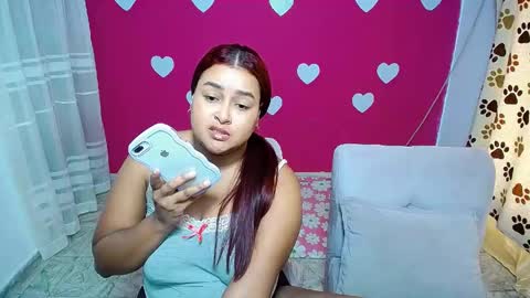 Snapshot of violeta_rouses chatting on 04/18/26, 04:11 violeta_rouses online show from 04/18/26, 04:11