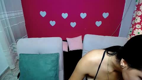 Snapshot of violeta_rouses chatting on 05/07/26, 04:12 violeta_rouses online show from 05/07/26, 04:12