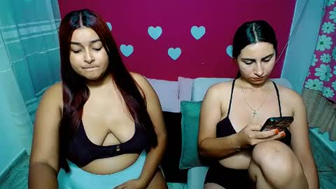 Snapshot of violeta_rouses chatting on 06/09/26, 03:29 violeta_rouses online show from 06/09/26, 03:29