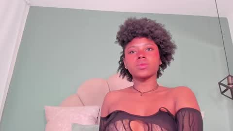 violeta_ruiz_ online show from 01/19/25, 05:37