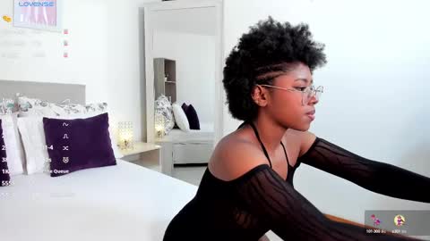 violeta_ruiz_ online show from 02/07/25, 04:46