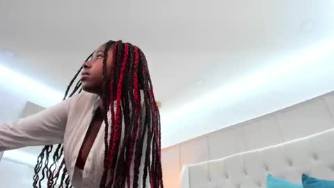 violeta_ruiz_ online show from 03/12/25, 01:47