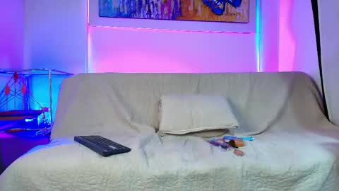 Snapshot of violeta_sofia_16 chatting on 05/31/26, 02:53 violeta sofia 16 online show from 05/31/26, 02:53