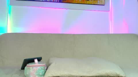Snapshot of violeta_sofia_16 chatting on 06/12/26, 02:54 violeta sofia 16 online show from 06/12/26, 02:54