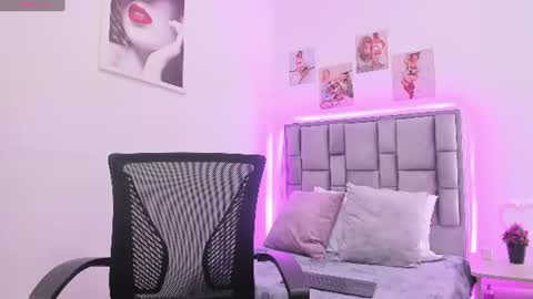    online show from 06/26/26, 04:00