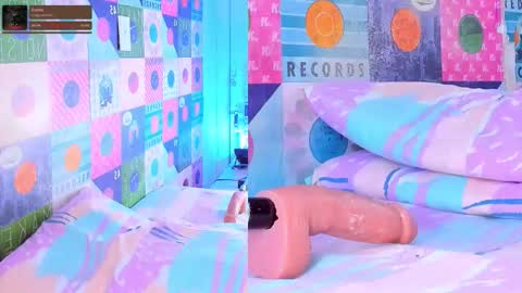 Snapshot of violetaa_hade chatting on 10/30/25, 07:58 online show from 10/30/25, 07:58