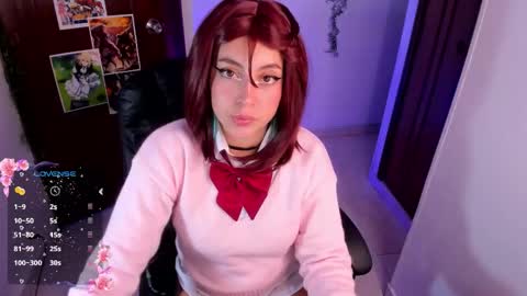 Violeta  Help me reach 150 thumbs up    online show from 11/21/25, 09:57