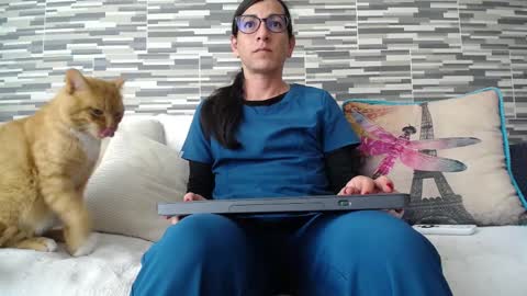 Snapshot of violetagomez_co chatting on 11/13/25, 04:39 Violeta Gmez online show from 11/13/25, 04:39