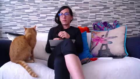 Snapshot of violetagomez_co chatting on 11/16/25, 02:44 Violeta Gmez online show from 11/16/25, 02:44