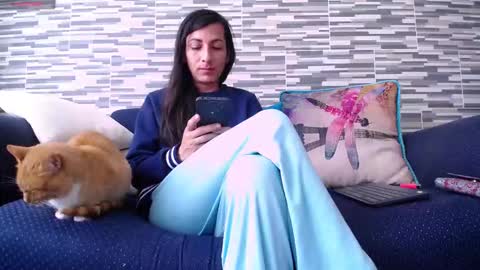 Snapshot of violetagomez_co chatting on 11/29/25, 05:27 Violeta Gmez online show from 11/29/25, 05:27