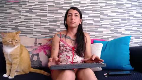 Violeta Gmez online show from 06/02/26, 03:36