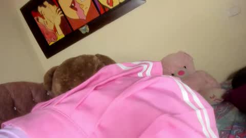 Snapshot of violetalee chatting on 10/23/25, 11:35 Jimena online show from 10/23/25, 11:35