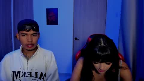 Violet and Austin online show from 10/25/25, 04:09