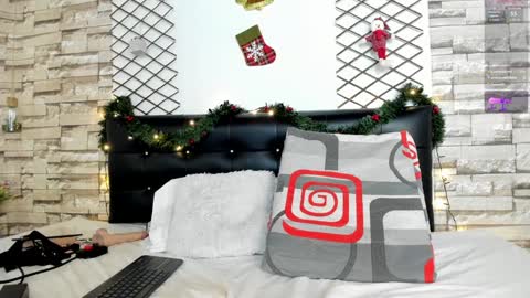 Violeta online show from 12/15/24, 09:42