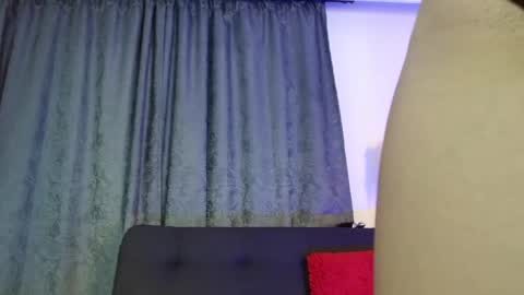 Snapshot of violetarainn chatting on 09/29/25, 04:12 Violeta online show from 09/29/25, 04:12