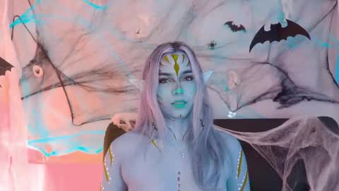 Snapshot of violetarainn chatting on 10/18/25, 05:03 Violeta online show from 10/18/25, 05:03