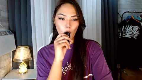 violet online show from 09/19/25, 06:37
