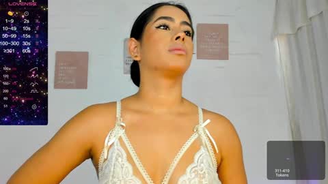 Violeta online show from 12/26/24, 12:16