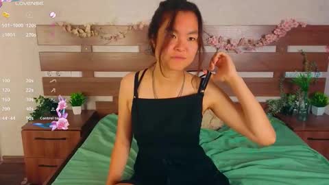 Luna online show from 09/09/25, 07:24