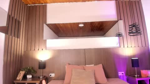 Snapshot of violetcarson_ chatting on 09/26/25, 01:59 Violet online show from 09/26/25, 01:59