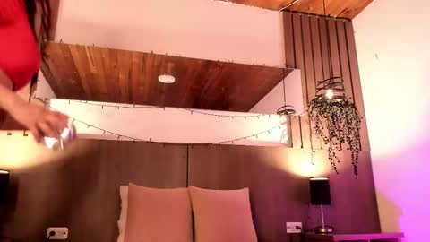 Snapshot of violetcarson_ chatting on 12/03/25, 12:36 Violet online show from 12/03/25, 12:36