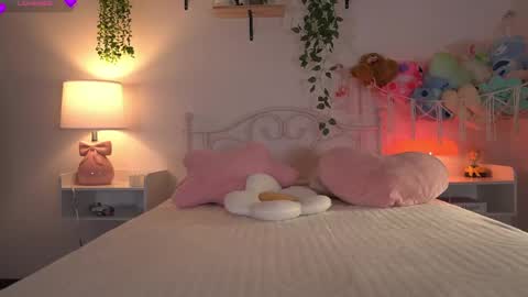 violeth___ online show from 05/12/26, 11:40