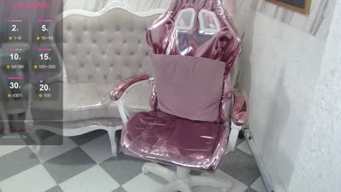 violeth_b online show from 01/09/25, 12:41